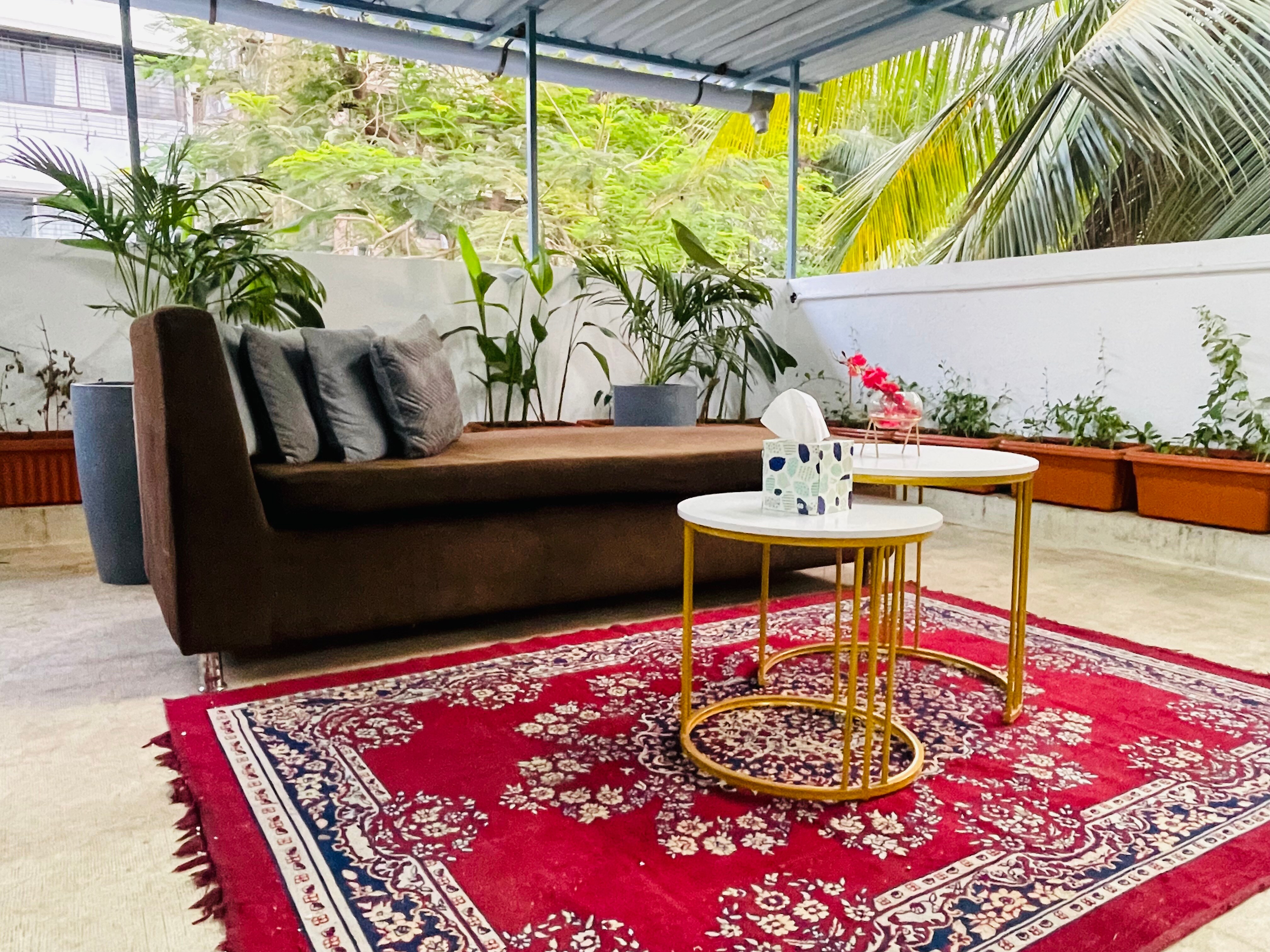 Stay Luxe by WishTree near Mumbai Airport - Tap to explore photos