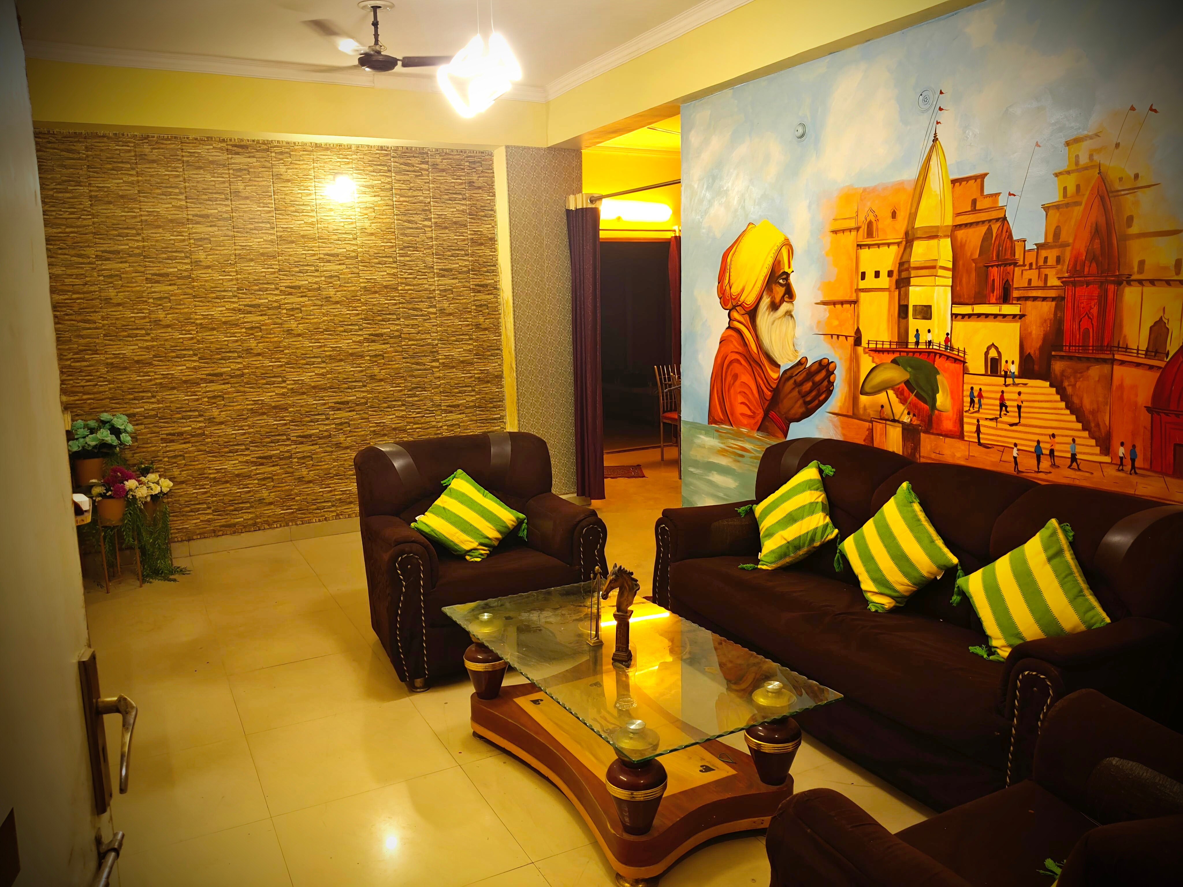 Shri Heritage Homestay - Tap to explore photos