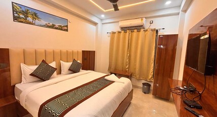 Hotel O Aayush Stay Inn Room Type - Classic