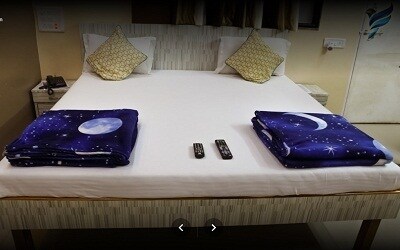 Hotel Dwarkesh Inn. - Tap to explore photos