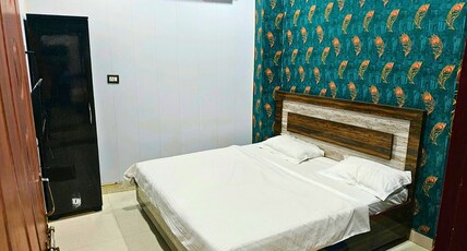 Hotel White Stone, Gonda Room Type - STANDARD AC ROOM