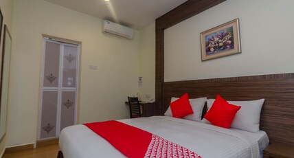 Hotel O The Vintage Hotel Room Type - Standard Queen