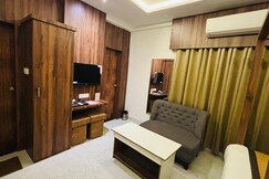 Nakshatra Service Apartment