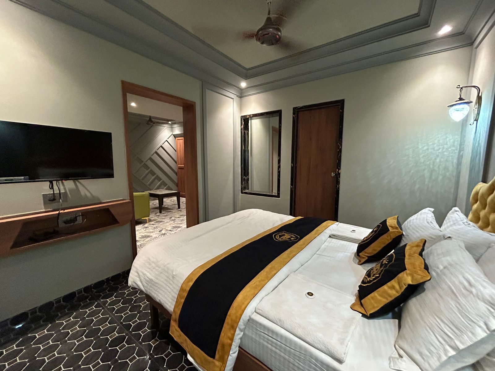 Sagar Sangam Hotel - Tap to explore photos