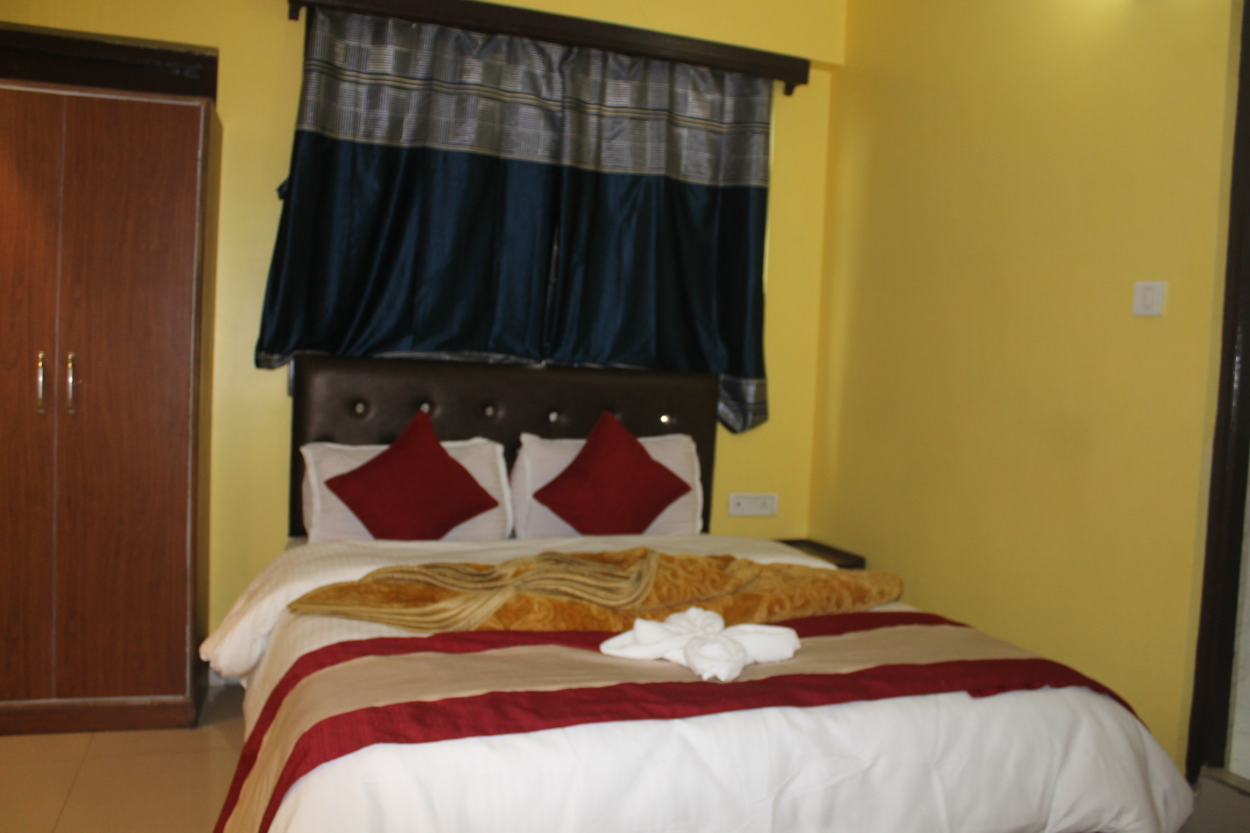 Himalayan Gateway Residency - Tap to explore photos