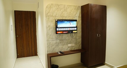 Hotel VijayaComfort Room Type - Deluxe Room Hotel VijayaComfort Room Type - Deluxe Room