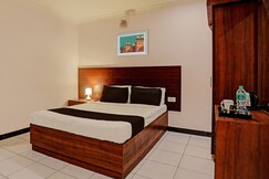 Hotel O Vaishnavi Park