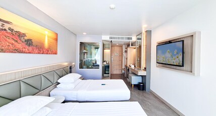 Clarian Hotel Beach Patong Room Type - Premium Superior Twin Room