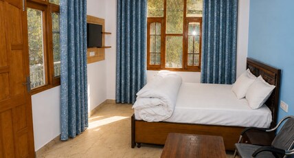 Arcadian Grove Room Type - Deluxe private room with open scenic view