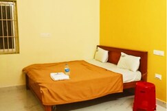 Hotel Senthooran Residency