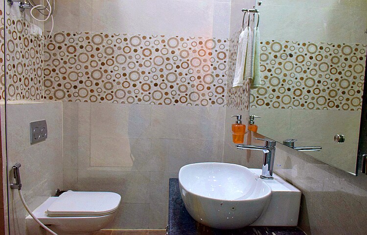 When In Gurgaon - Service Apartments | Opp. Artemis Hospital - Tap to explore photos