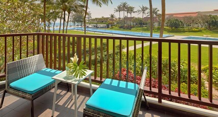Pullman Danang Beach Resort Room Type - SUPERIOR ROOM, 2 Single Beds, Private Balcony