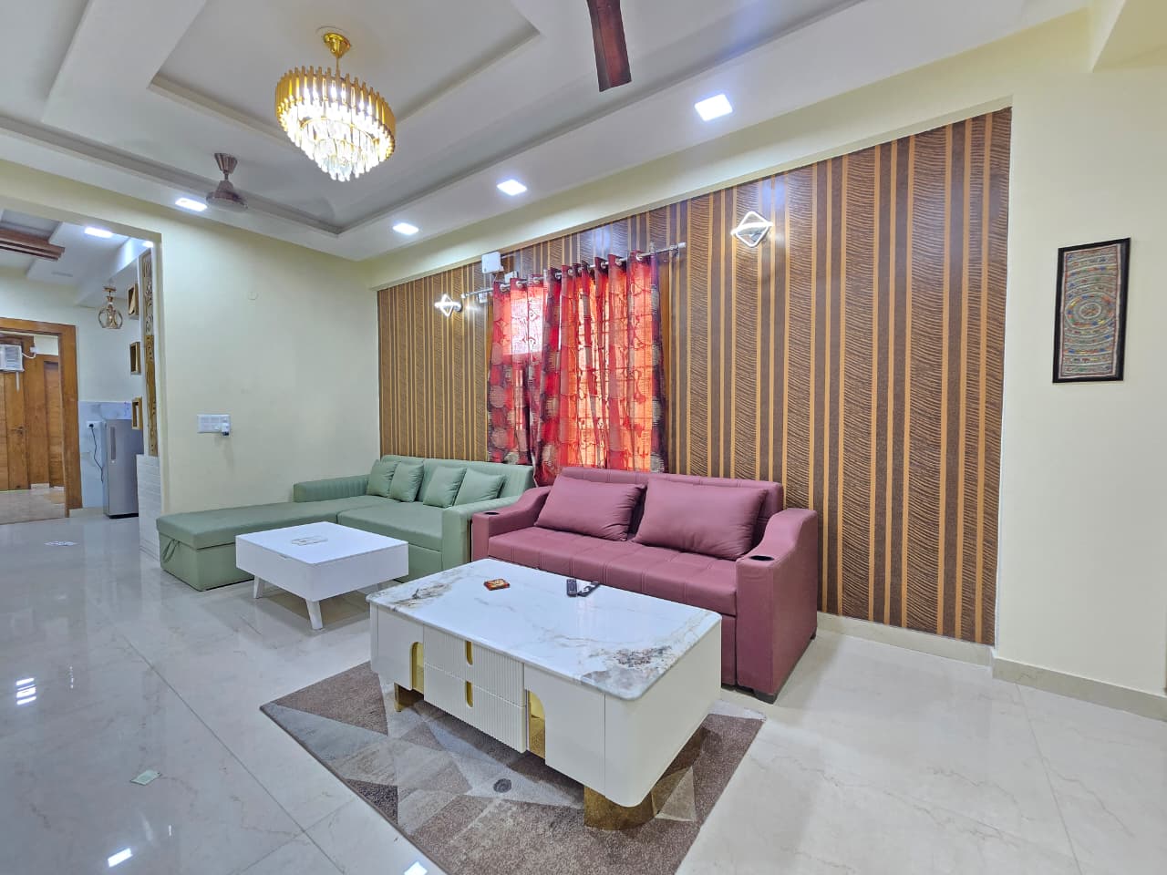 Homlee 4BHK Large Apt Near Vaishali Metro - Tap to explore photos