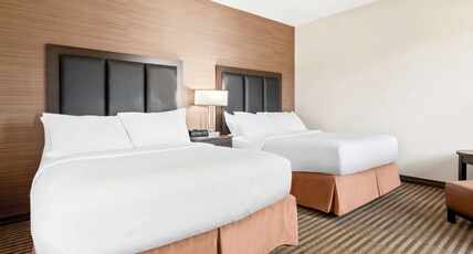 Best Western Plus Fergus Hotel Room Type - 2 Queen Beds, Non-Smoking, Chair, Work Desk, Wi-Fi, Microwave And Refrigerator, Full Breakfast Best Western Plus Fergus Hotel Room Type - 2 Queen Beds, Non-Smoking, Chair, Work Desk, Wi-Fi, Microwave And Refrigerator, Full Breakfast