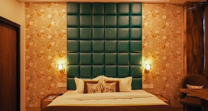 Hotel Utsav Inn Room Type - Suite Room
