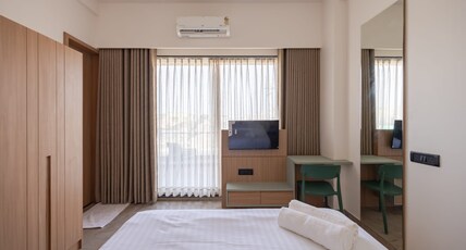 Shivam Hotel, Madhavpur Room Type - Super Deluxe AC Room