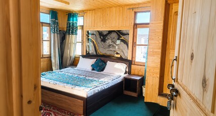 Alpine Hub Gurez Room Type - DELUXE Room With Mountain View Alpine Hub Gurez Room Type - DELUXE Room With Mountain View