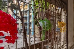 A chic 1 5 BHK in Juhu vintage style