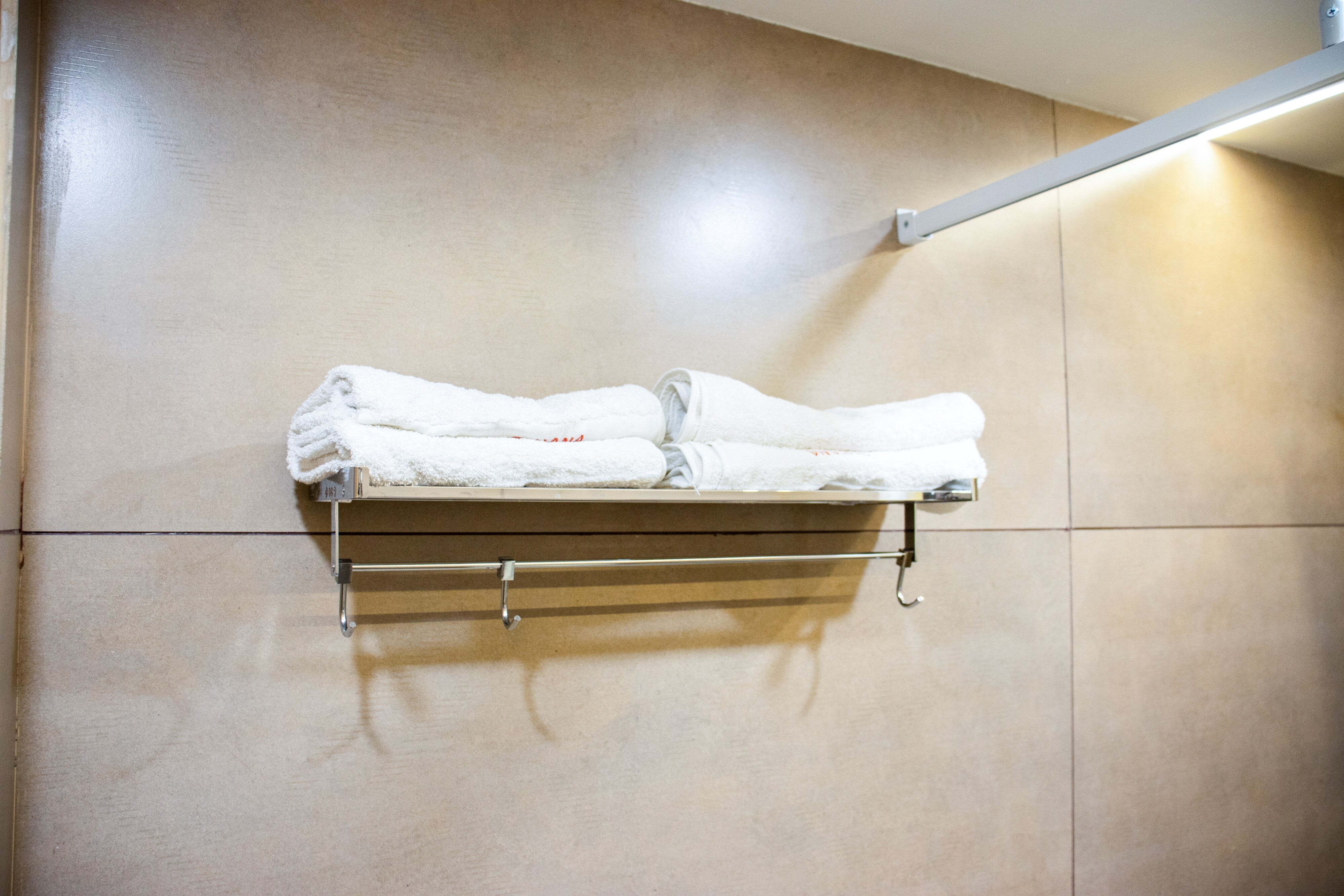 Hotel Sohana Palace near New Delhi Railway Station & Connaught Place - Tap to explore photos