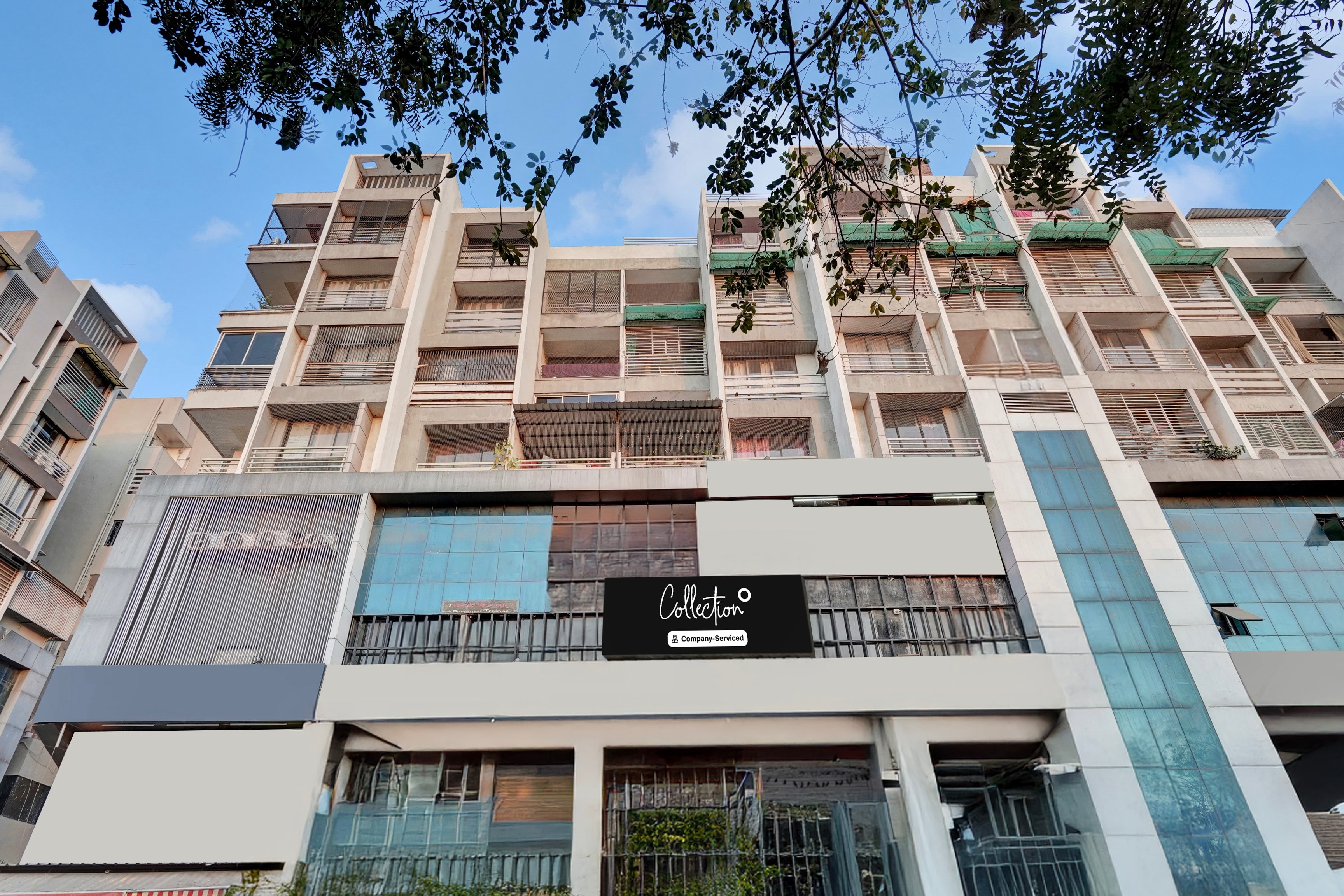 Collection O Kudasan Gandhinagar Formerly Hotel Royal Mansion - Tap to explore photos