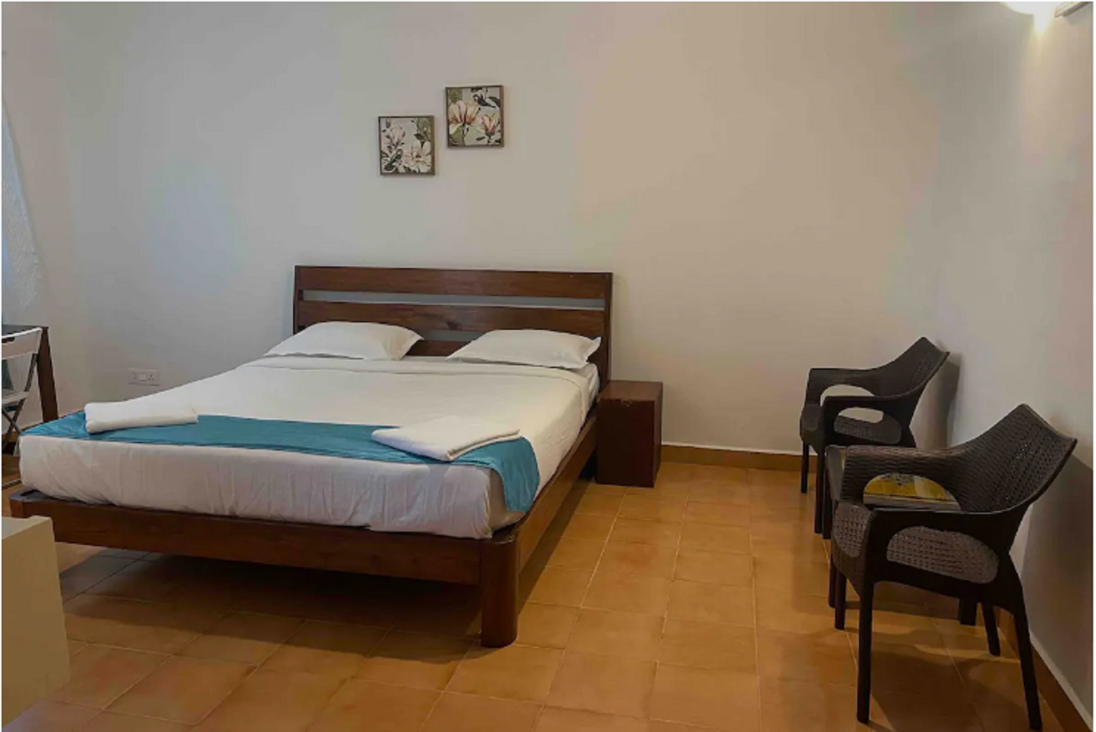 Studio at Beiramar Complex -Baga Titos Lane B-new B2-14 - Tap to explore photos