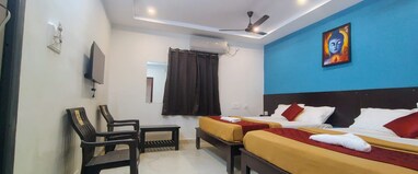 Hotel SAHASRA GRAND