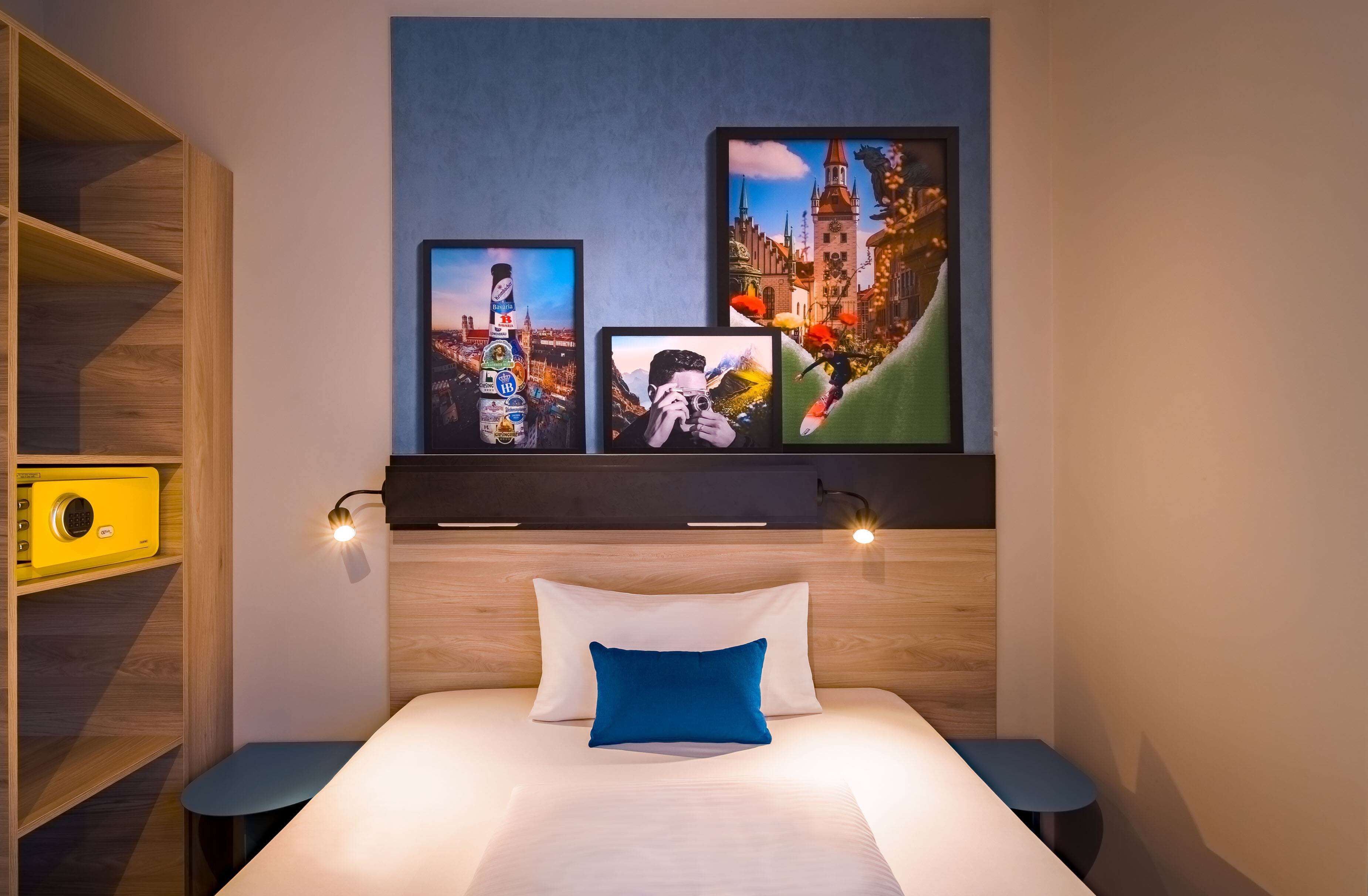Ramada Encore by Wyndham Munich Messe - Tap to explore photos
