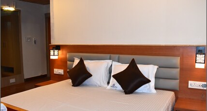 Subarnarekha Inn Room Type - Premium Double Bed Room