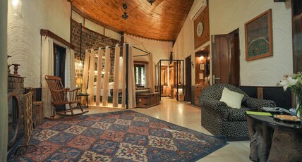 Corbett The Den Riverview Resort & Pet Friendly Room Type - The Den Villa (With Private Pool)