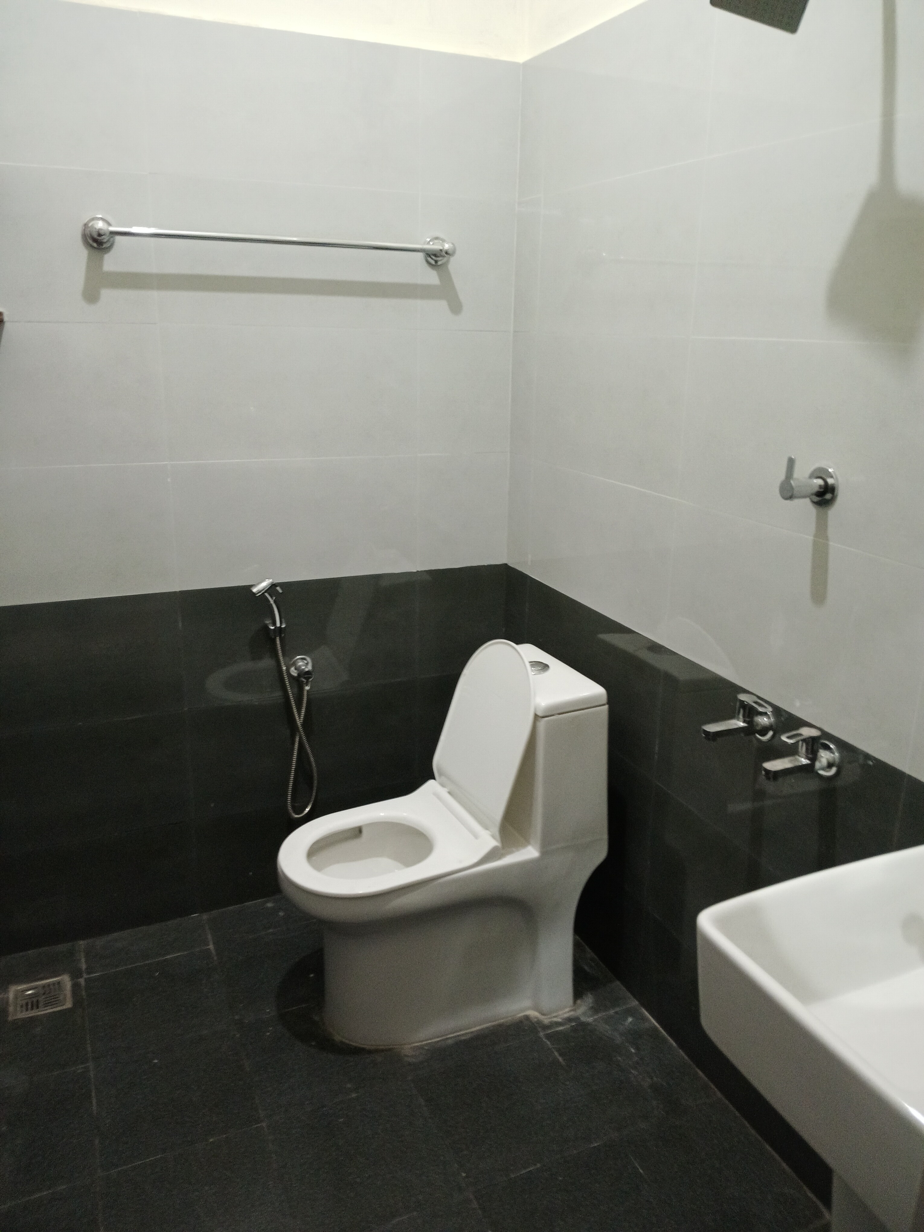 Nadarajan Homestay - Tap to explore photos
