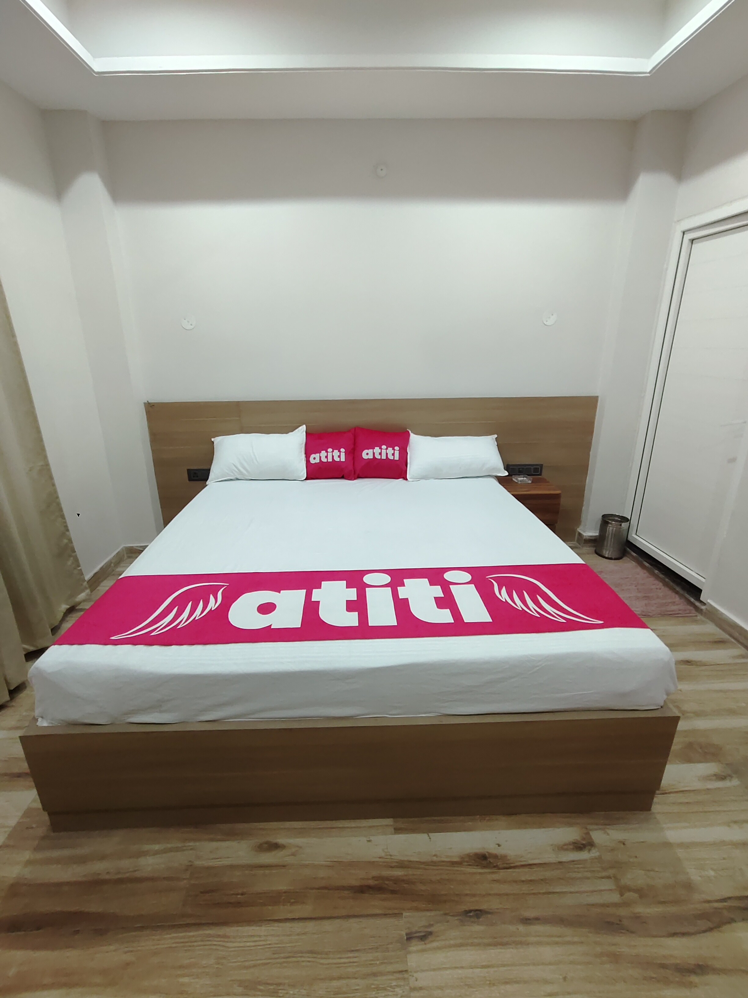 Atiti Townhouse, Pratap Nagar - Tap to explore photos