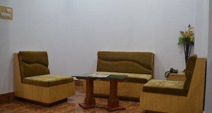 Hotel Akanksha Room Type - MAHARAJA SUITE