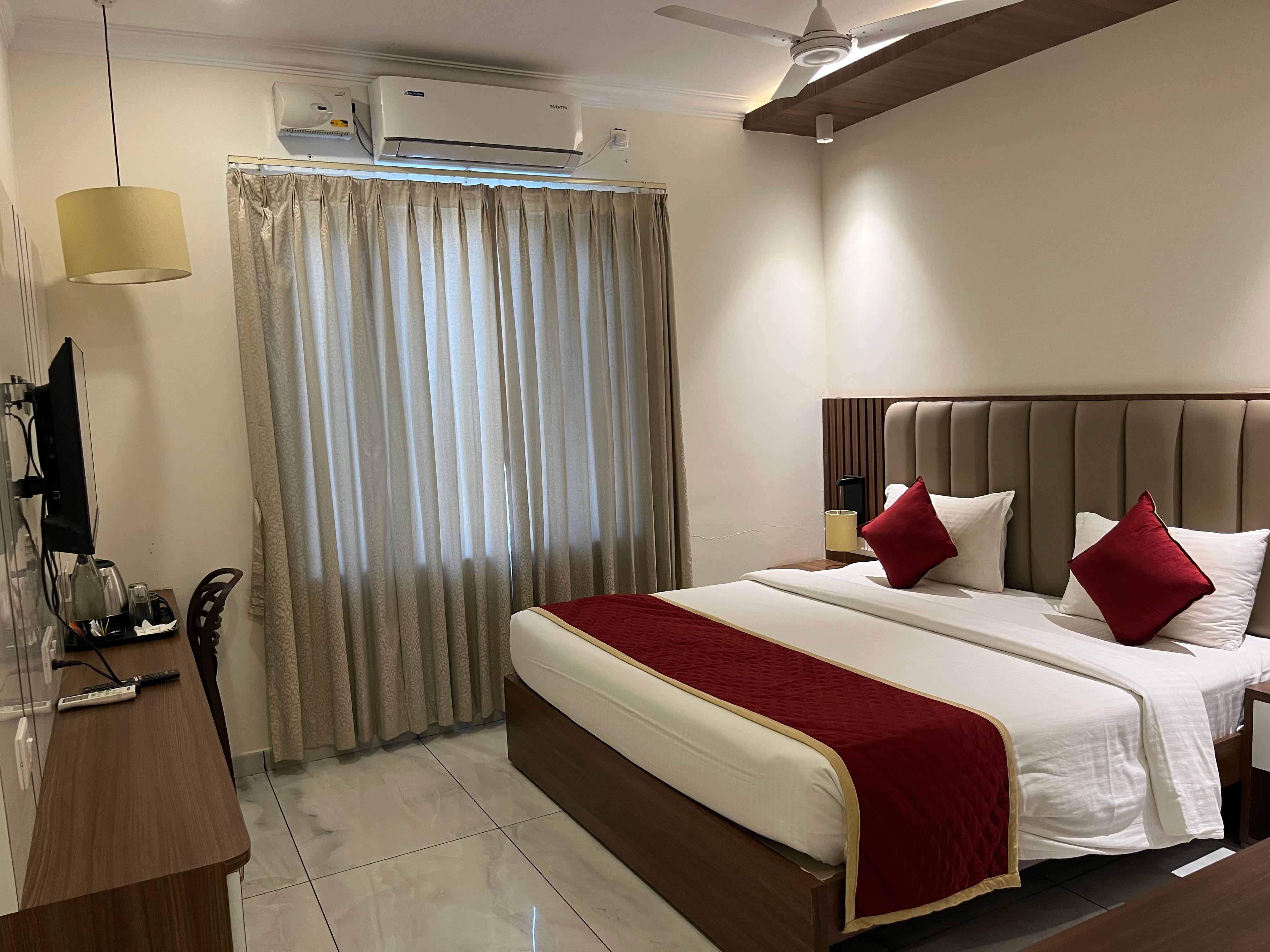 Hotel Kailash Residency - Tap to explore photos