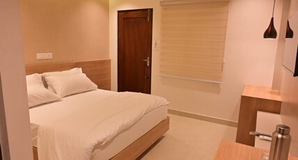 Saba's Courtyard Room Type - Queen Room
