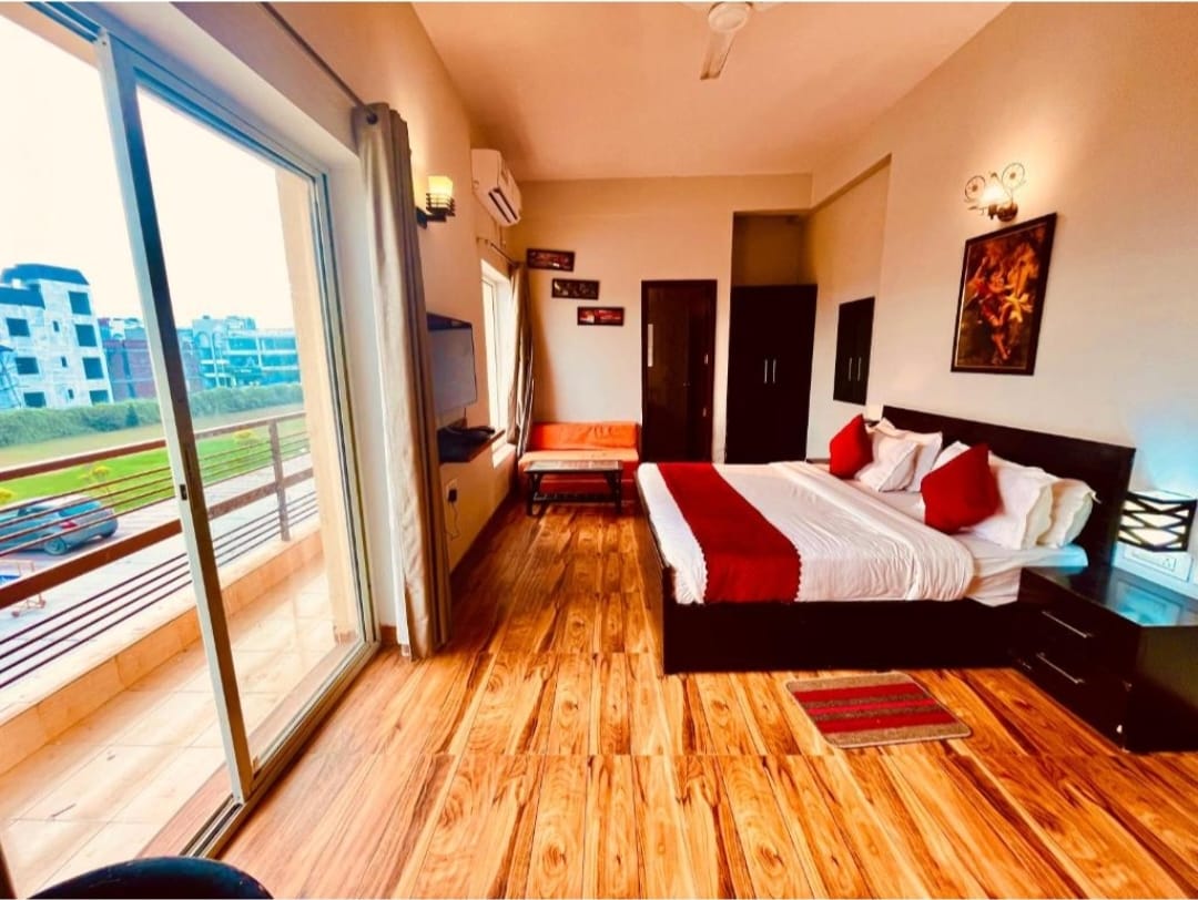 Radhey Rani pahlad aashray homestay - Tap to explore photos
