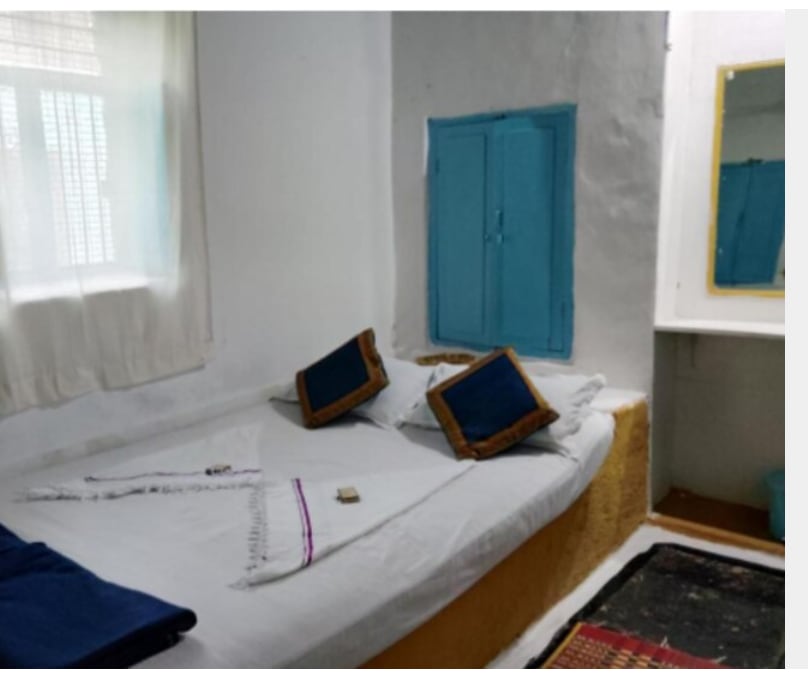 Peshagar Guest House - Tap to explore photos