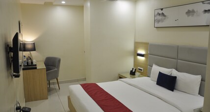 Sri Sri Sri Hotel Room Type - STANDARD