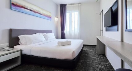 Kingston Hotel 16 @ Legoland Johor Room Type - Deluxe King Room Kingston Hotel 16 @ Legoland Johor Room Type - Deluxe King Room