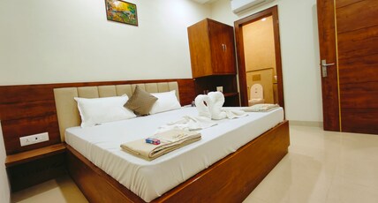 Hotel Babylon Elegance Room Type - Deluxe Room (Ground Floor)