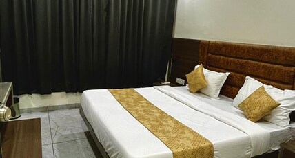 Hotel Bilva Leaf Tree Room Type - Three Bed Family Room