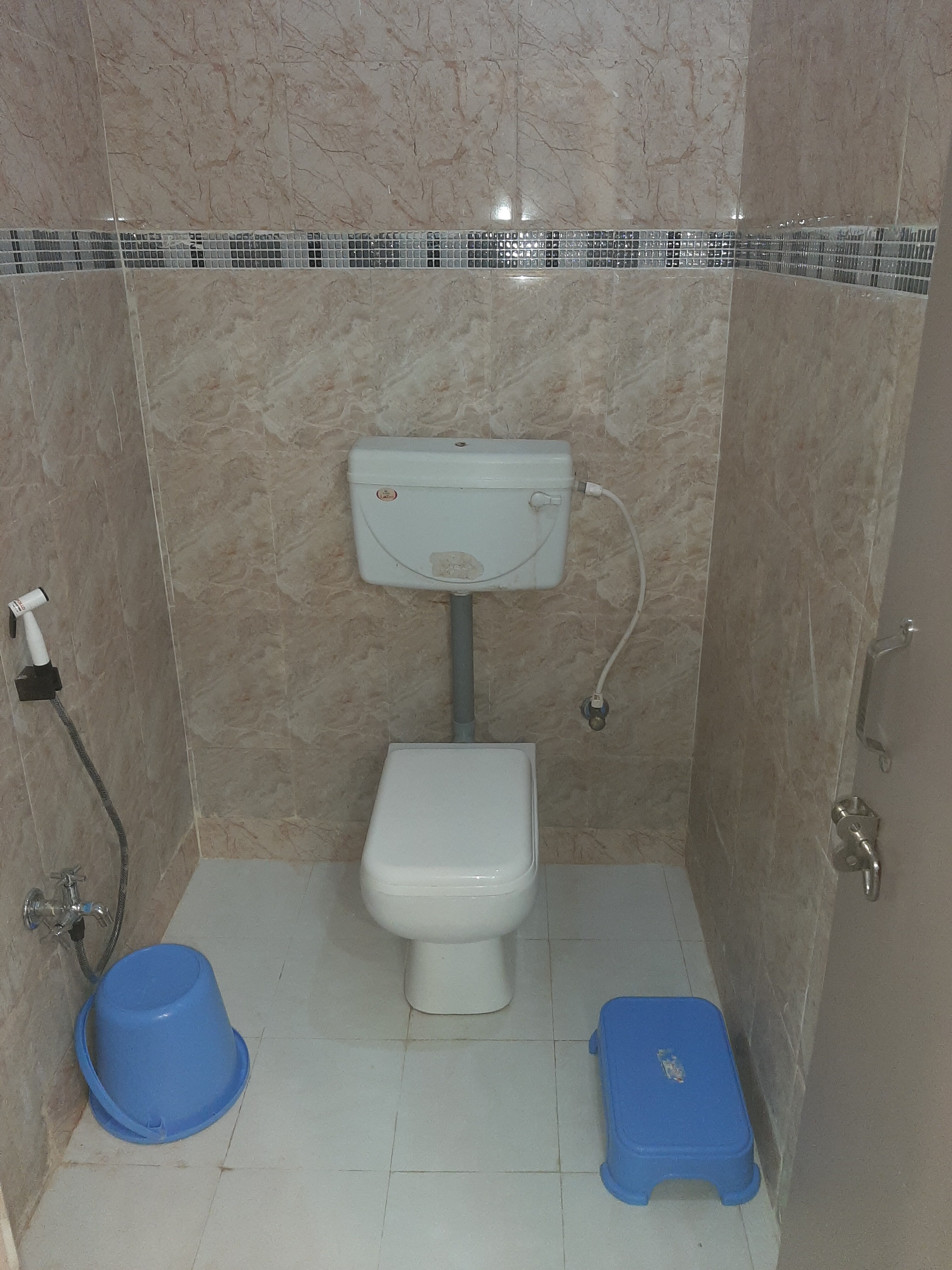 HOTEL KUNJ BIHARI NEAR VISHNUPAD TEMPLE - Tap to explore photos