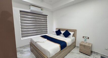 Royal Inn Room Type - 102