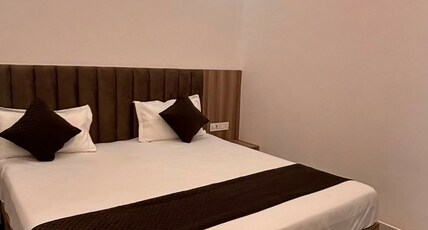 HORIZON HOTEL Room Type - Deluxe Room 108