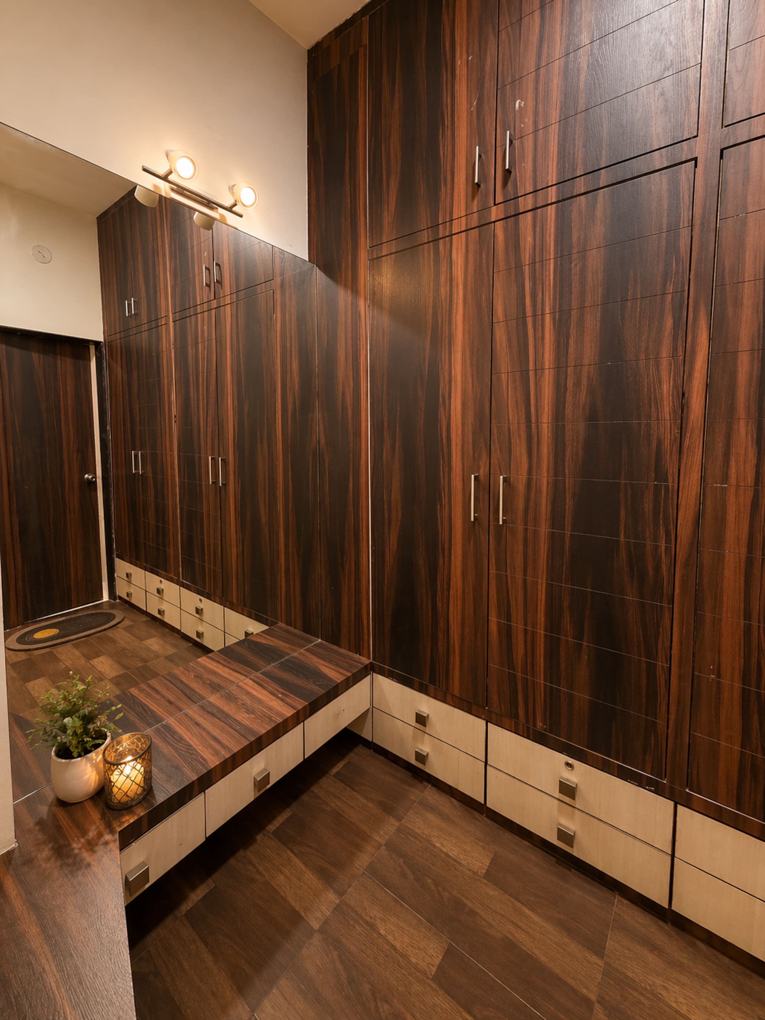 Urban Rajwadi: Luxury Villa Style Duplex Bungalow - Tap to explore photos
