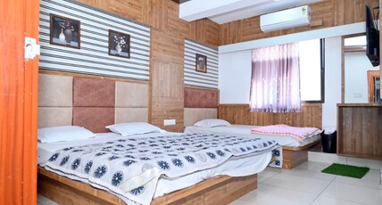 Rishva Hotel Room Type - Family Room