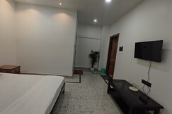 Uttam Hotel and Restaurant