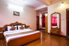 Photos of Hotel Hari Palace