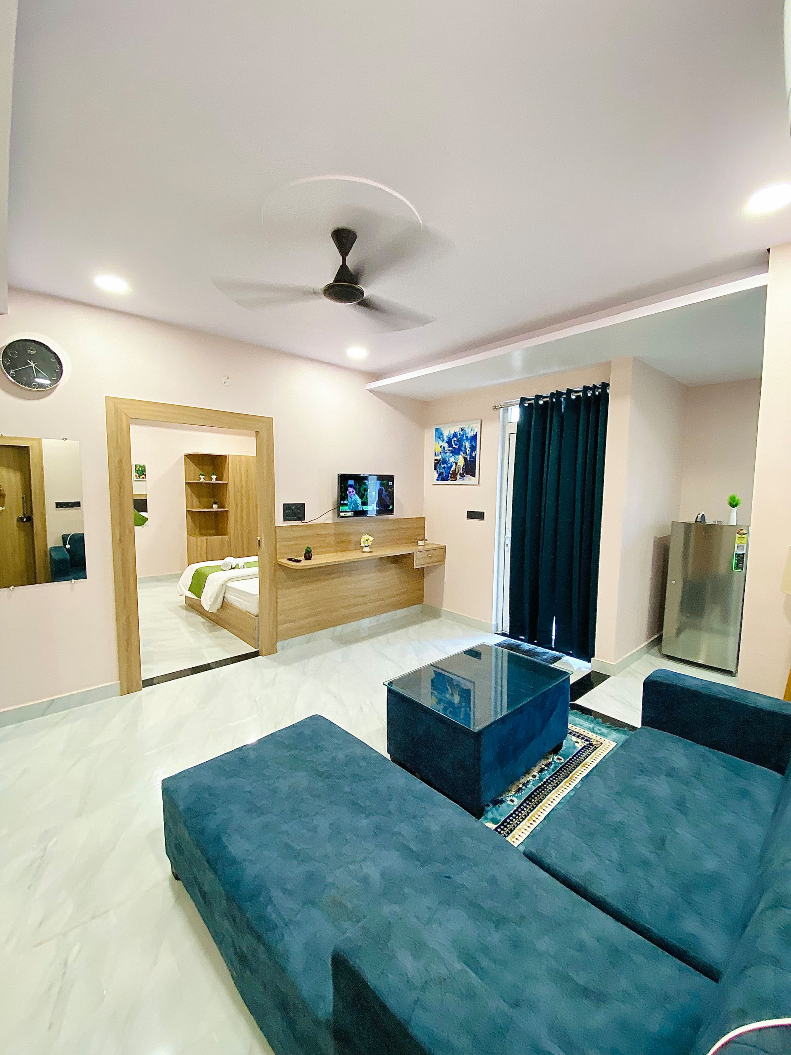 Triyuga 2Bhk GangaView Lift Parking Temple 3.5km - Tap to explore photos
