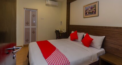 Hotel O The Vintage Hotel Room Type - Standard Queen