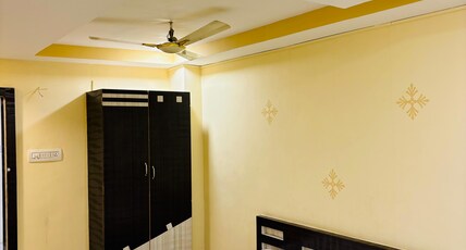 HOTEL RAJ INN RESTAURANT & BAR Room Type - Deluxe Room